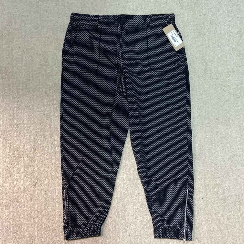Dash Albion Fit Jetsetters with Silver Zipper Accents